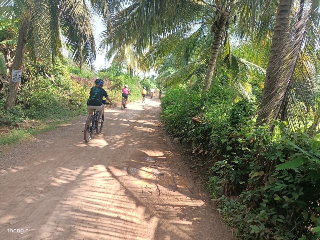 Phnom Penh to Siem Reap E-Bike Tour: Ultimate 4-Day Cambodia Cycling Adventure